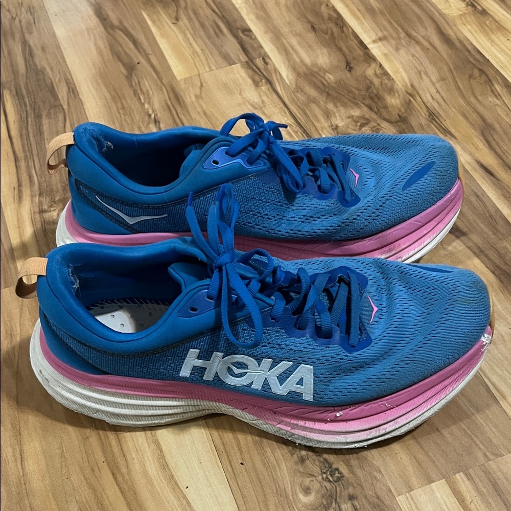 Hoka Bondi 8 Women's Athletic Shoes in Blue and Pink